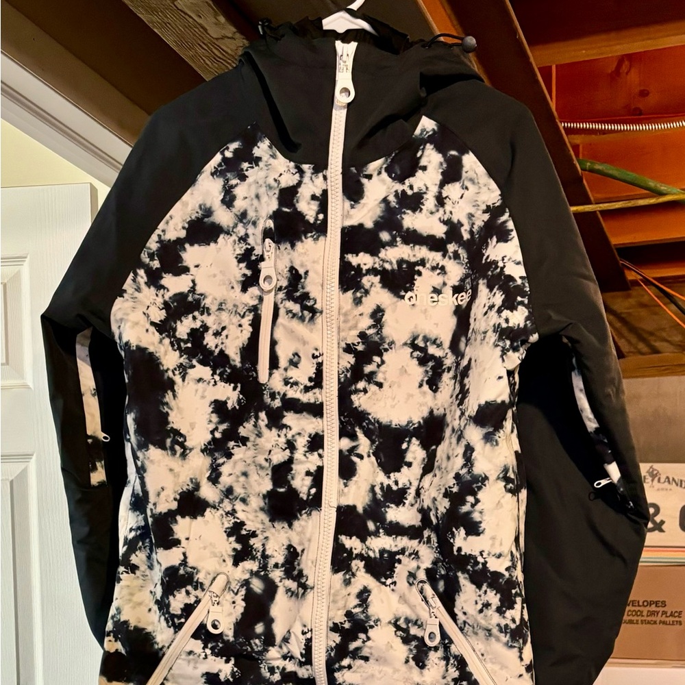 Oneskee one piece snowsuit